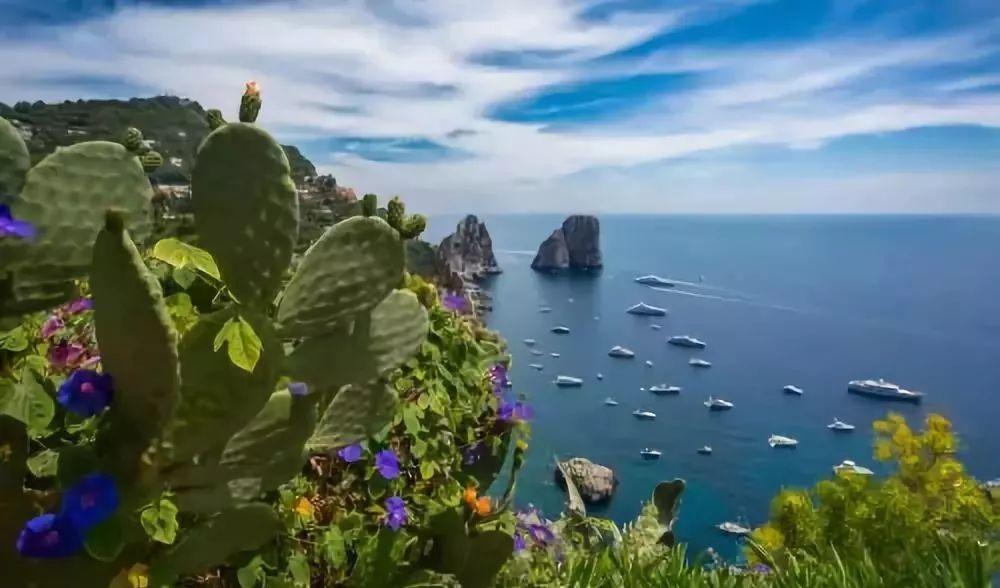 重庆四面山景区介绍，重庆的隐秘天堂，探寻丹霞地貌的奇幻仙境！